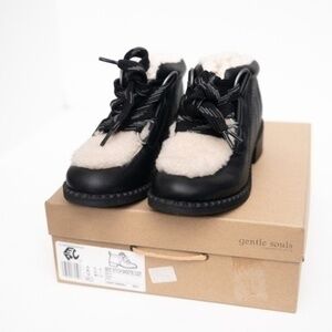 Gentle Souls.‎ Best Stitch Shootie Cozy Shoes.